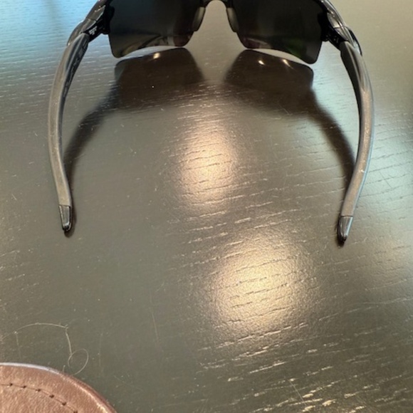 Oakley Flak 2.0XL High Performance Sunglasses- Men's- Worn 4x! - Picture 5 of 7
